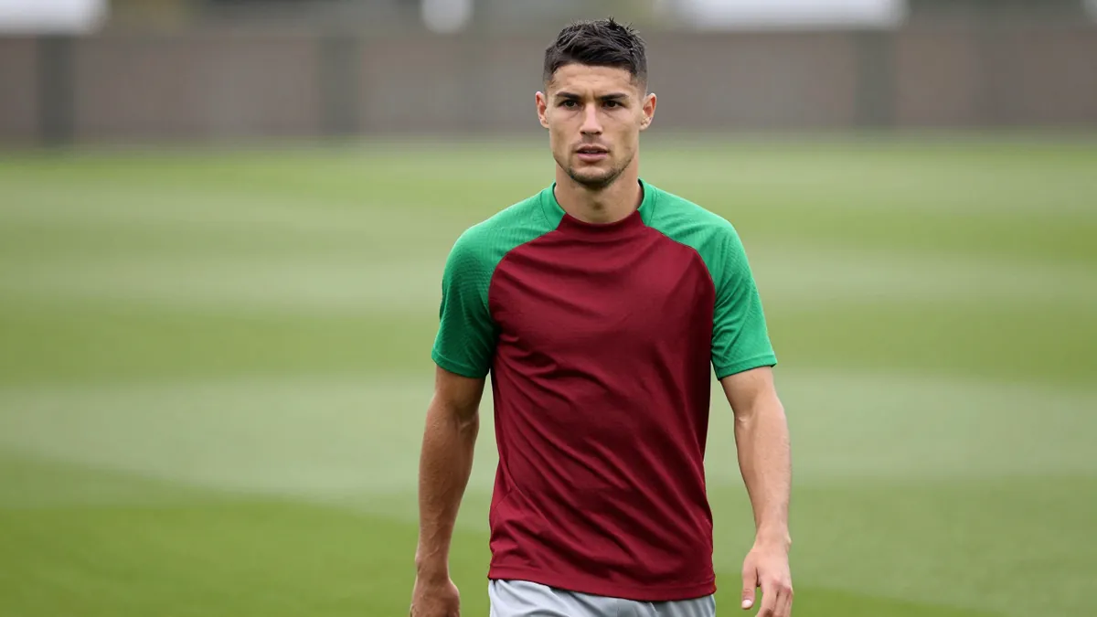 Woking FC Sign Steven Turner on Loan for 2026-27 Season
